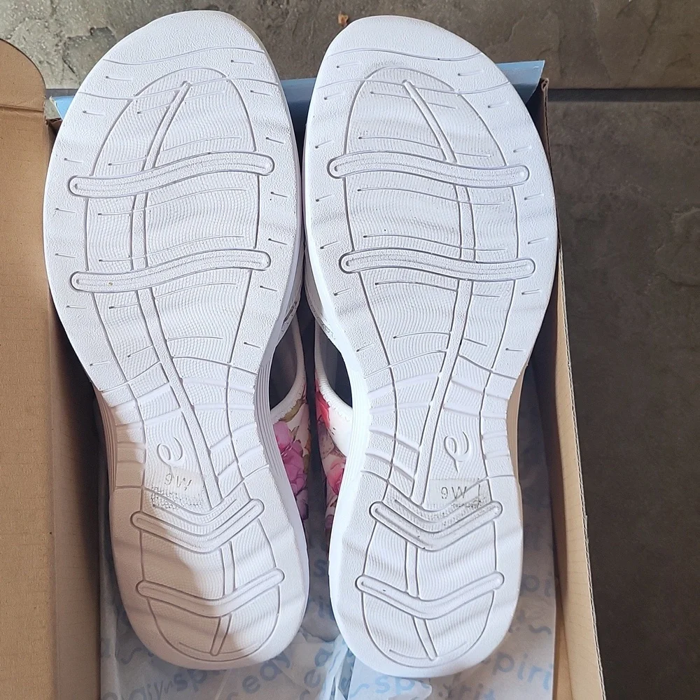 EASY SPIRIT Traciee Slip on SandalsSZ 9WIDE - Picture 7 of 7